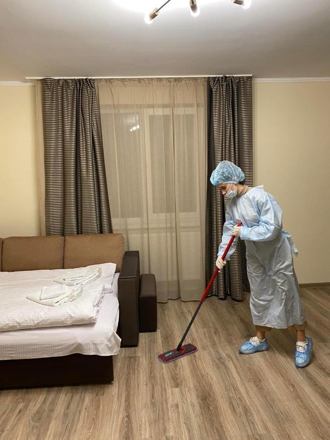Центр Міста! Затишні Квартири В Новобудові! Aparthotel Uzhhorod Εξωτερικό φωτογραφία